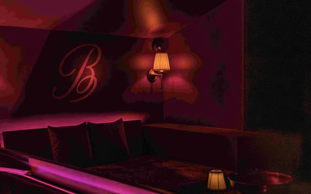 Barry Club, foto 1