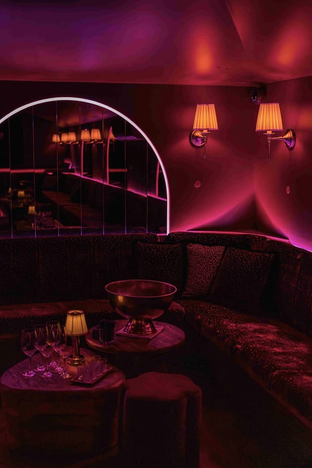 Barry Club, foto 2
