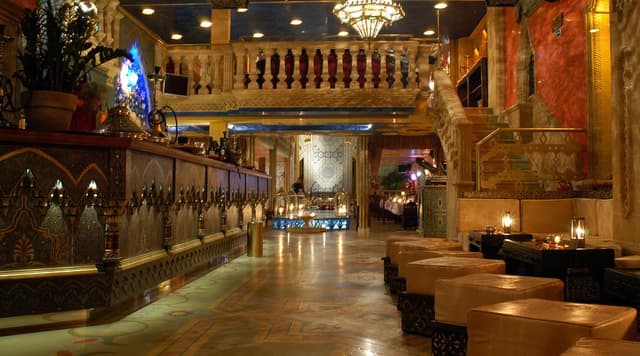 Riad Yacout, foto 2