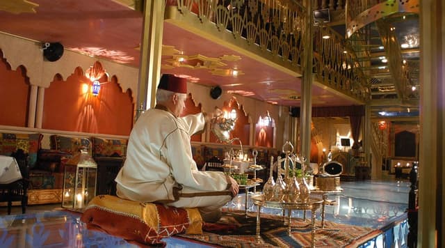 Riad Yacout, foto 4