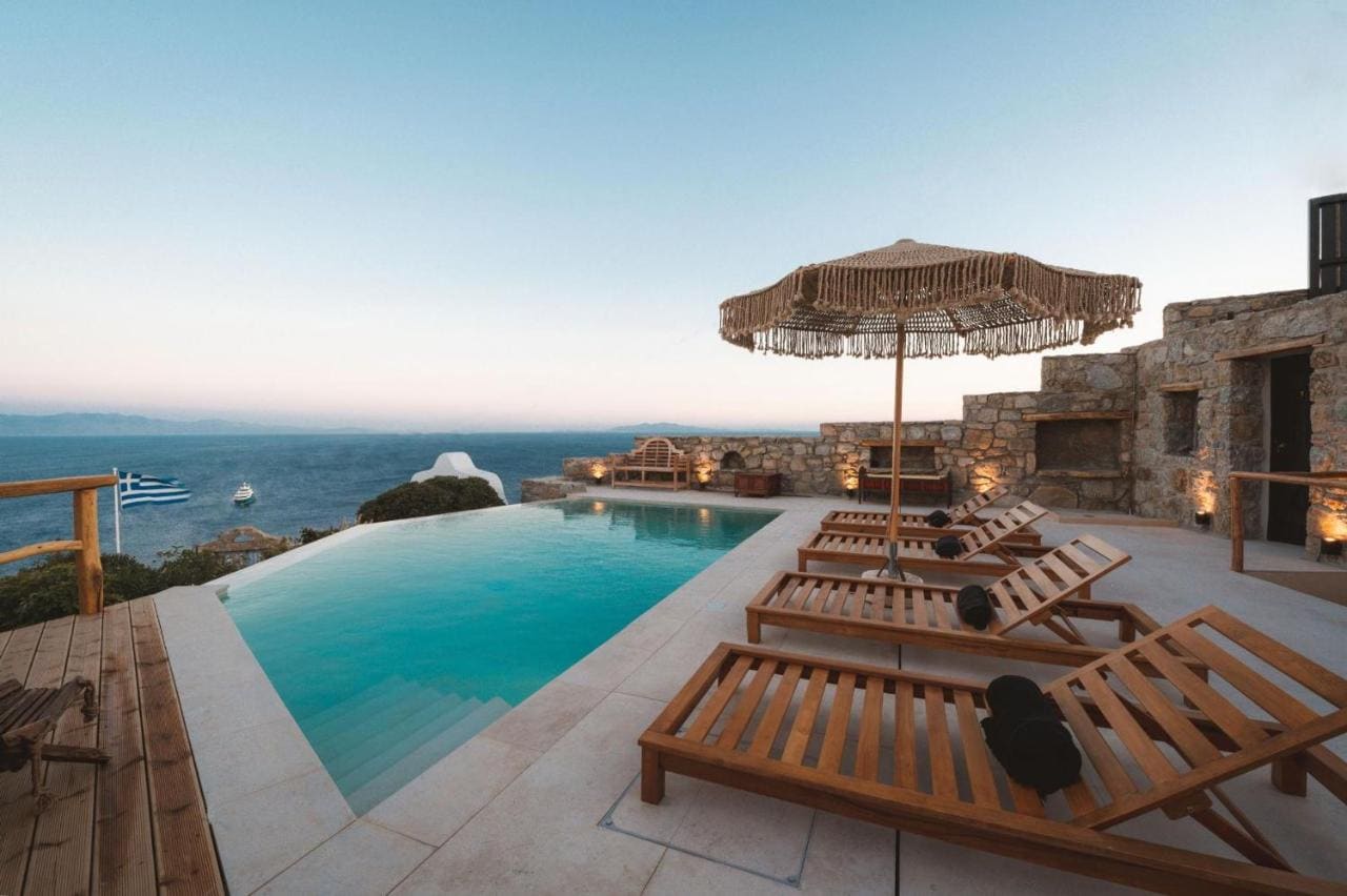 Manode Villa, photo 1