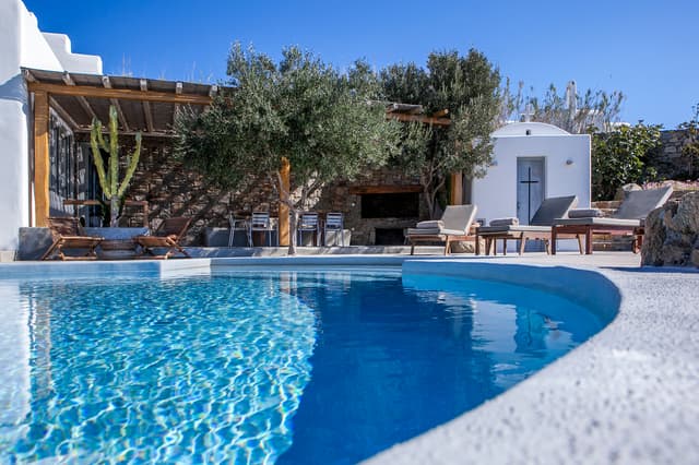Moonlike Villa