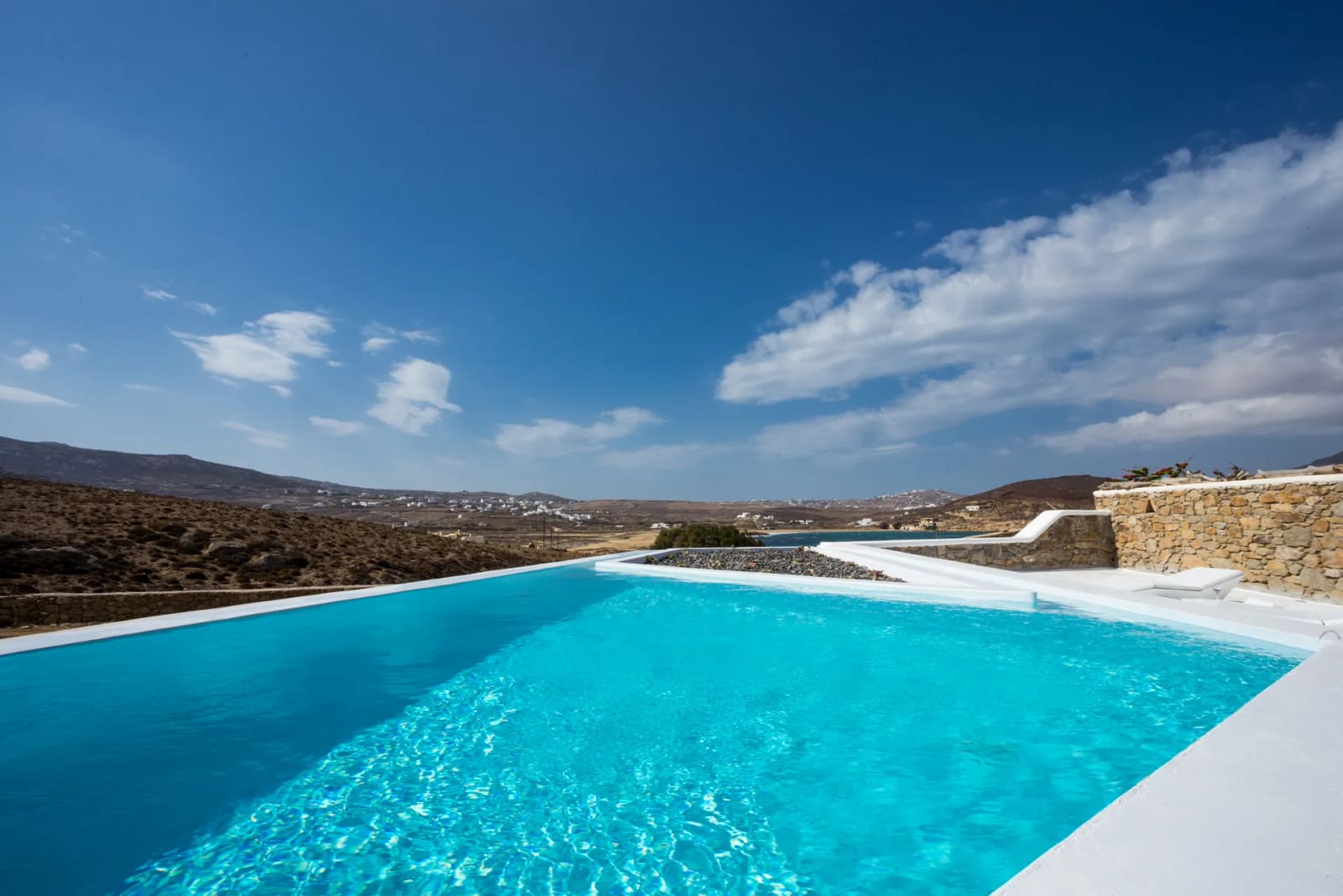 Zed Villa, foto 2
