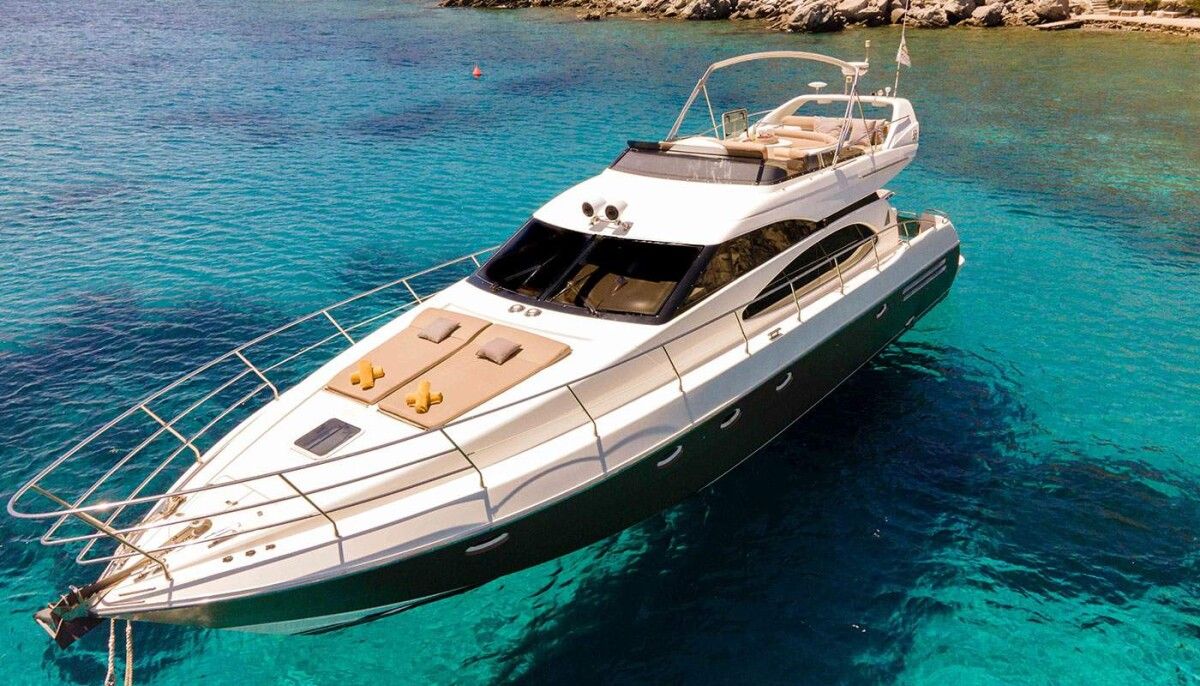 Azimut 58, foto 1
