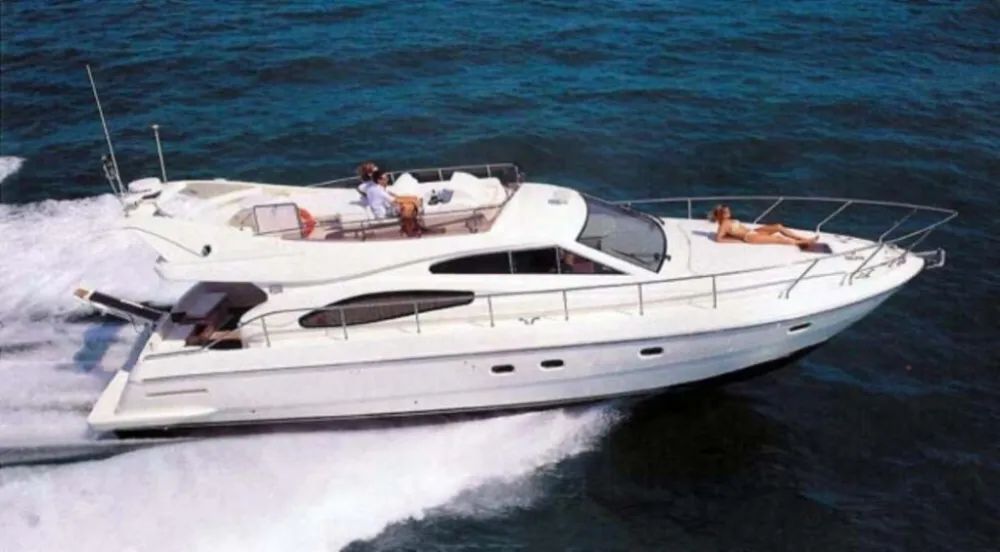 Ferretti 48, foto 1
