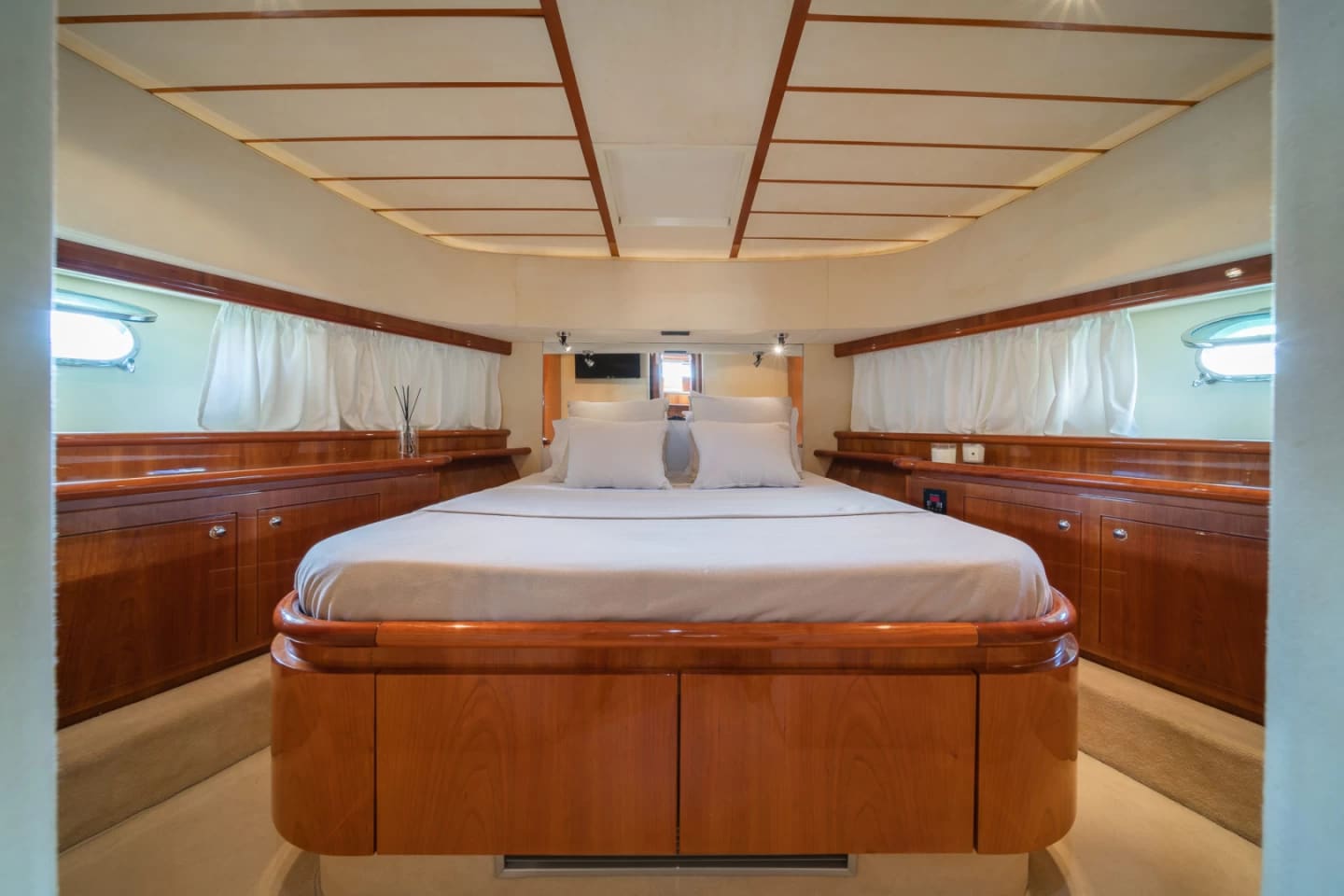 Ferretti 68, foto 9